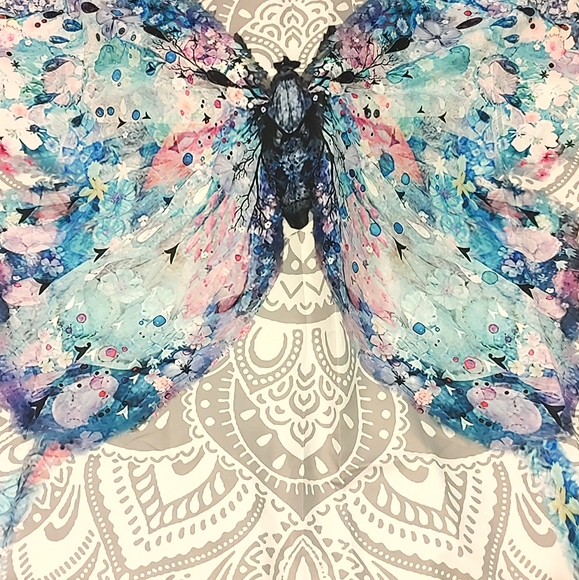 Gorgeous Butterfly Tapestry - Picture 3 of 5